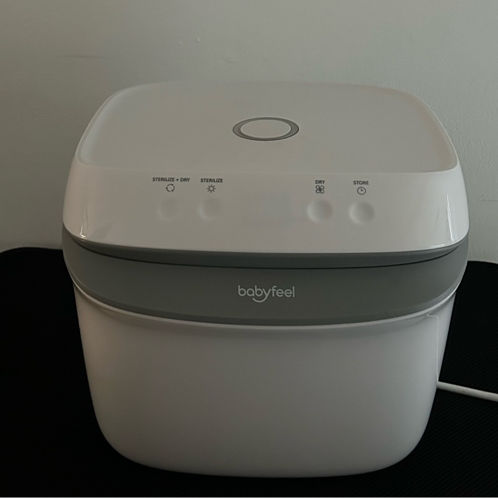 Babyfeel UV Sterilizer, White (UV-6900) - Sterilize, Dry, Store NEW,